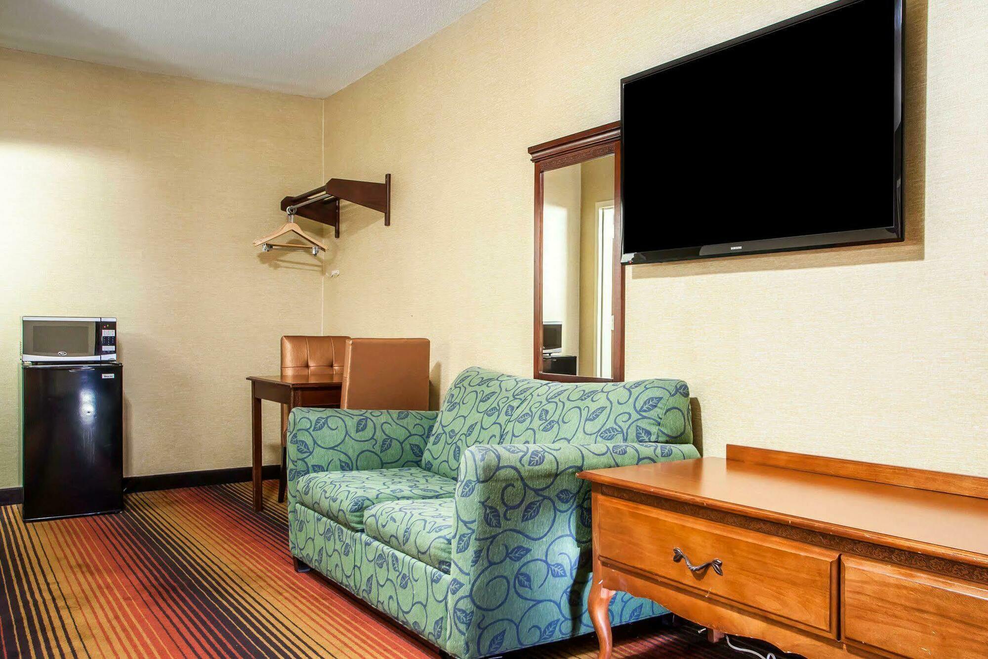 Rodeway Inn Jersey City Exteriör bild