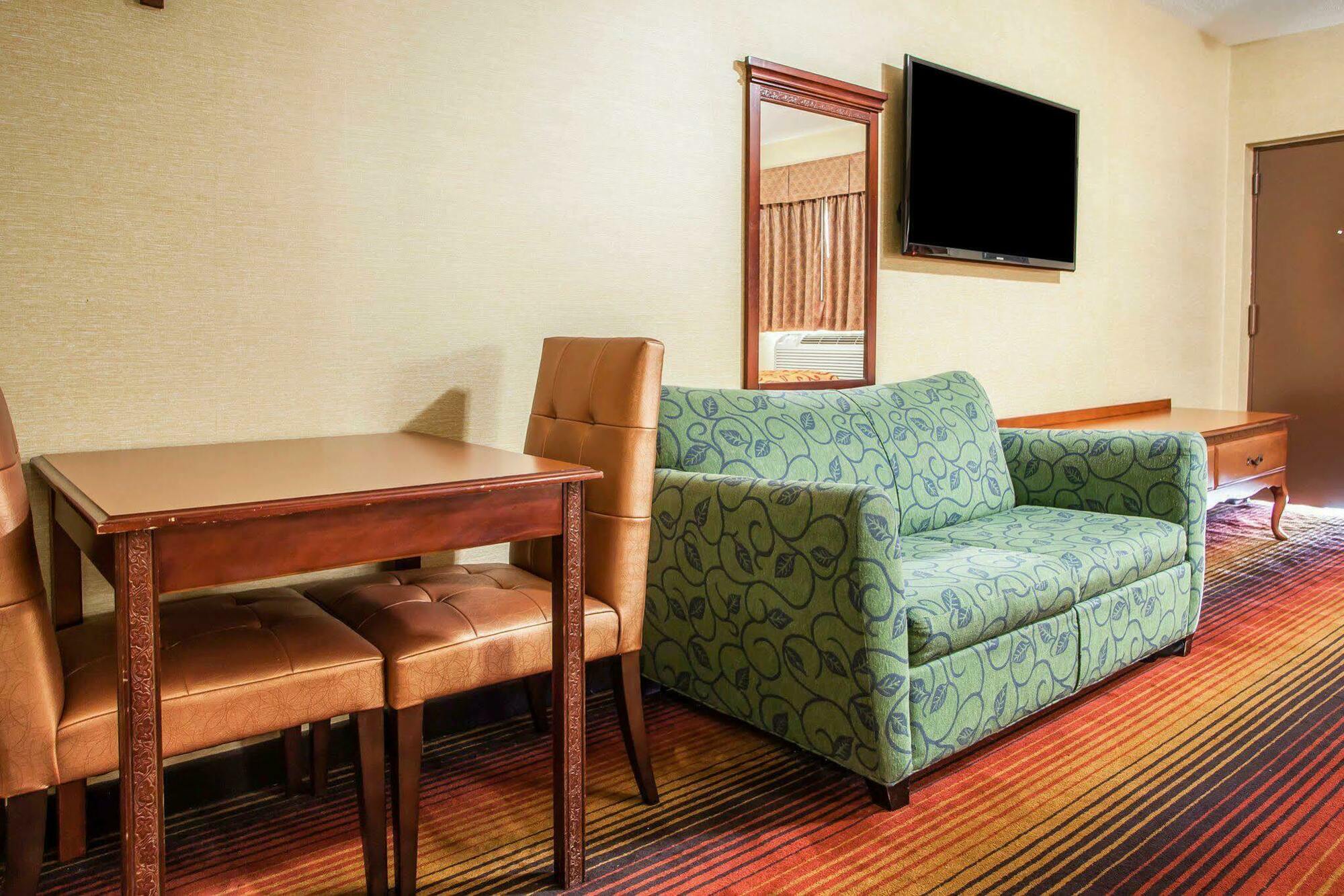 Rodeway Inn Jersey City Exteriör bild